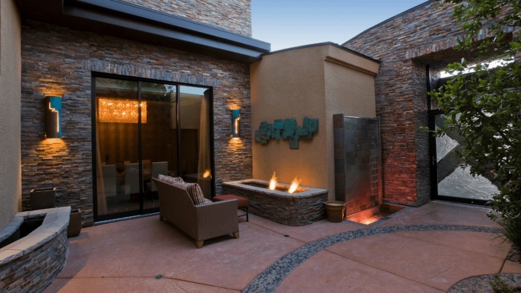 Natural gas fire pit